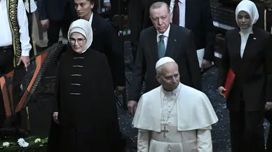 Papa 14. Leo Türkiye ziyaretine başladı: Erdoğan ile görüştü