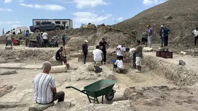 Tekirdağ'da Perinthos Antik Kenti kazılarında 'liman yapısı' ortaya çıktı