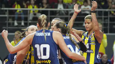 Sultanlar Ligi derbisinde kazanan Fenerbahçe oldu