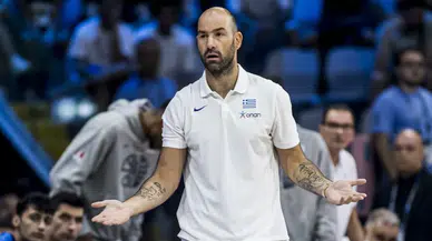 Yunanistan, Vassilis Spanoulis ile sözleşme uzattı