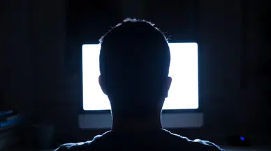 Yapay zeka, porno dünyasını alt üst ediyor: İnsan içerikleri artık geri planda mı?