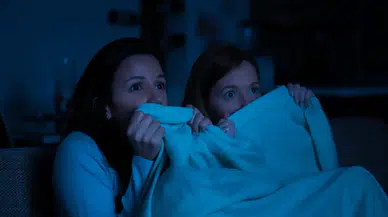 Korku filmleri beynimiz için tatlı bir ilaç: Neden kaçamıyoruz?