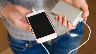 Uzmanlardan uyarı: Powerbank’e asla takmamanız gereken 5 cihaz