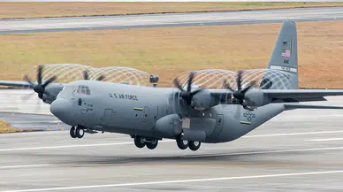 C-130 askeri kargo uçağı özellikleri nelerdir?