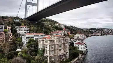 Fatih Sultan Mehmet Köprüsü altında 130 yıllık Zeki Paşa Yalısı satışta: Türkiye'nin en pahalı evini kim alacak?