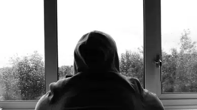 Kapalı havada huzur bulan insanlar: Yağmuru sevenlerin bilinmeyen psikolojik sırrı