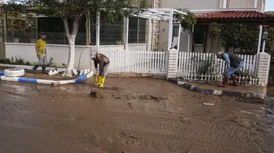 Foça yine sular altında kaldı