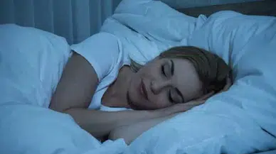 Gece ışığı kalbinizi tehdit ediyor: Uykuda karanlık hayat kurtarıyor!