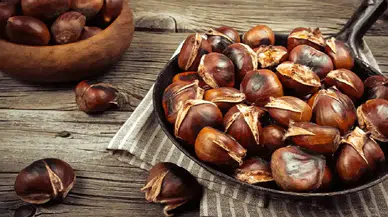 Kestane pişirirken herkesin atladığı o adım: Lezzeti ve kıvamı bir anda değiştiriyor!