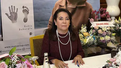 Rabia Babaoğlu imza gününde okurlarıyla buluştu: “Hayat felsefem insanların birbirine yardım etmesi”