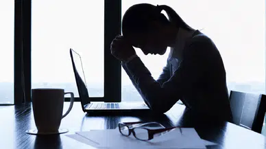 İş dünyasında yeni tehlike: “Sessiz çatlama” çalışanları içten içe tüketiyor