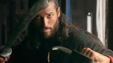 Ünlü oyuncu Can Yaman, İtalya'dan sonra İspanya'da da dizi çekiyor