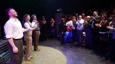 Orhan Veli’nin eşsiz dizeleri, Hümay Güldağ’ın sesiyle Darülbedayi sahnesinde yeniden hayat buluyor