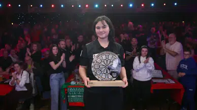 Milli dartçı Zehra Gemi dünya şampiyonu oldu