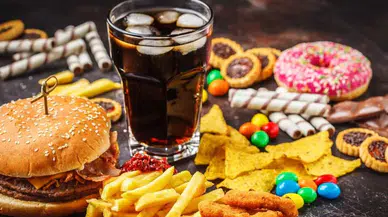 Beyin sağlığını korumak için uzak durulması gereken 6 gıda