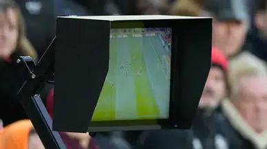 Dünya Kupası’nda dev futbol devrimi: VAR’ın yetkileri genişliyor, oyunun kuralları değişiyor