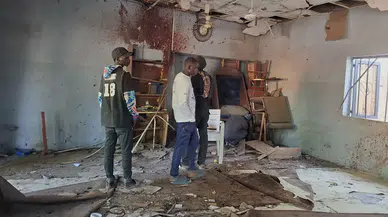 Nijerya'da bir camiye düzenlenen intihar saldırısında 5 kişi yaşamını yitirdi