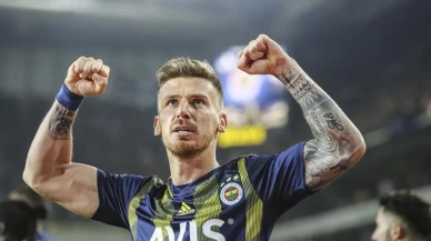 Temsilcisi açıkladı: Serdar Aziz futbolu bırakıyor mu?