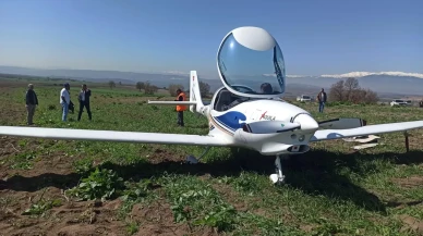 Bursa'da eğitim uçağı teknik arıza nedeniyle tarlaya zorunlu iniş yaptı
