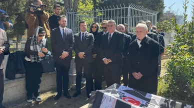 Beşiktaş’ın efsane ismi Hakkı Yeten, vefatının 36. yılında kabri başında anıldı