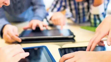 Çocuklarının tabletlerine el koyan anne gözaltına alındı