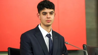 Berkay Gezgin, ilk kez CHP PM toplantısına katıldı: Birlikte başaracağız