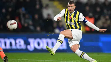 Yıldız oyuncu Edin Dzeko, Fenerbahçe'ye veda etti