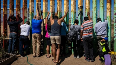 Trump göçmenler için 'açlık oyunları' düzenleyecek: 'Kazanan ABD vatandaşlığını alır!'