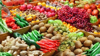 Sofralardaki gizli tehlike: İşte en çok pestisit kalıntısı içeren meyve ve sebzeler