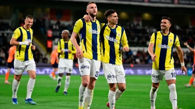 Fenerbahçe Başakşehir'i 4 golle geçerek zirve takibini sürdürdü
