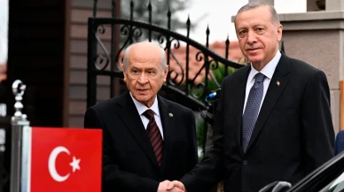 MHP lideri Bahçeli, Erdoğan'ın adaylığı için "Derdi vatan ve millet olan bir Cumhurbaşkanının yolundan caymaya hakkı yoktur" dedi