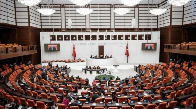 CHP, HSK'nın 15 üyenin belirlendiği Anayasa- Adalet Karma Komisyonu Raporuna muhalefet şerhi düştü: Yedi Yerine Beş Üye Seçimi Anayasaya Aykırıdır