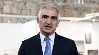 2025 Kurban Bayramı Tatili 9 Gün Olacak mı? Bakan Ersoy'dan Açıklama Geldi