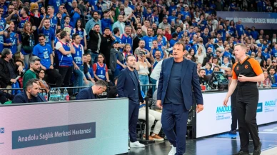 Anadolu Efes'in Panathinaikos maçında Ergin Ataman krizi: 'Mola alsana' tezahüratına çıldırdı, sahayı terk etti!