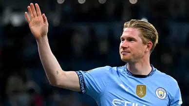 Kevin De Bruyne, Fenerbahçe'nin 25 milyon euroluk teklifini reddederek Napoli'yi tercih etti