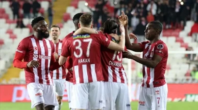 Sivasspor’a FIFA’dan 3 dönem transfer yasağı