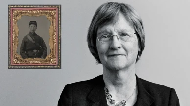 Eski Harvard rektörü Faust: "Bizden sesimizi yükseltmemiz ve temel ilkelere yönelik tehditler karşısında dik durmamız isteniyor"