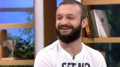 Sırrı Süreyya Önder'İn vefatı üzerine yaptığı paylaşım nedeniyle linç edilen Aykut Elmas'tan açıklama: Dönek işidir bunlar