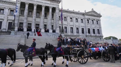 Uruguay'ın eski devlet başkanı Jose Mujica son yolculuğuna uğurlandı