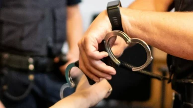 İstanbul merkezli 'FETÖ' operasyonunda 61 muvazzaf asker tutuklandı