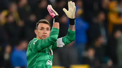 Muslera Galatasaray'a gözyaşları içerisinde veda etti