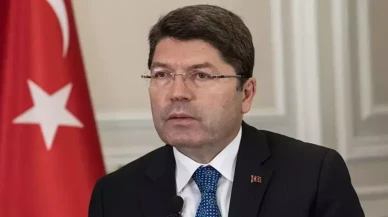 Bakan Tunç duyurdu: Zafer Partisi'nin o paylaşımlarına soruşturma!