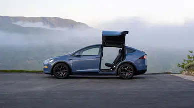 Tesla, Model S ve Model X’in güncellenmiş versiyonlarını ABD’de satışa sundu