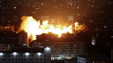 İsrail, Lübnan'da yerleşim yerlerini hedef aldı