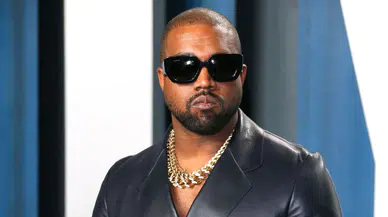 Kanye West, ismini bir kez daha değiştirdi