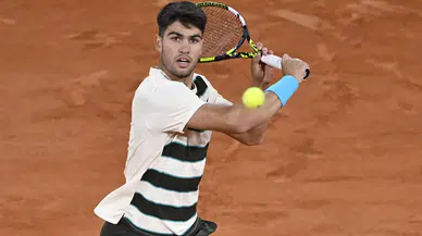 Carlos Alcaraz, Fransa Açık’ta yarı finale yükseldi