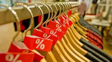 Inditex indirimi ne zaman başlıyor? 2025 Zara, Bershka, Pull&Bear online ve mağaza indirim saatleri