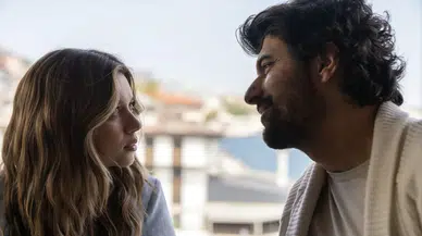 Afra Saraçoğlu ve Engin Akyürek aynı projede buluşuyor: İstanbul Aşkım dizisi YouTube'dan yayınlanacak