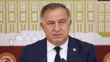 CHP’li Zeybek’ten AK Parti’ye sert tepki: Demokrasi ayıbını kutluyorlar