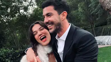 Pınar Deniz ilk kez oğlunun yüzünü gösterdi: İyi ki babamız